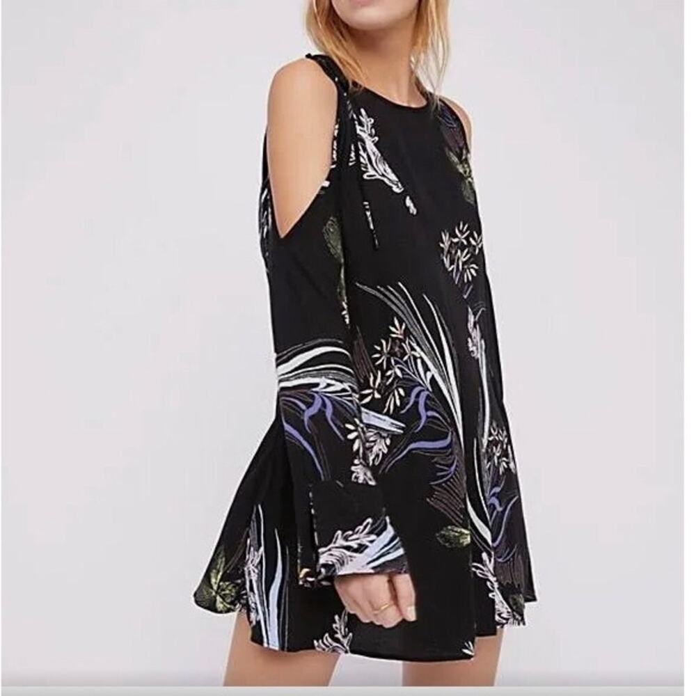 Free people med rayon cold tie shoulder asymmetrical tunic black floral dress